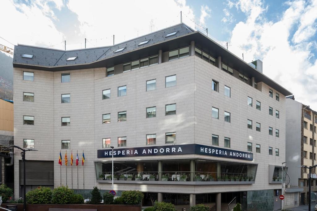 Hesperia Andorra Hotel: Elegant 4-Star Escape in the Heart of Escaldes 2 Hesperia Andorra Hotel: Elegant 4-Star Escape in the Heart of Escaldes
