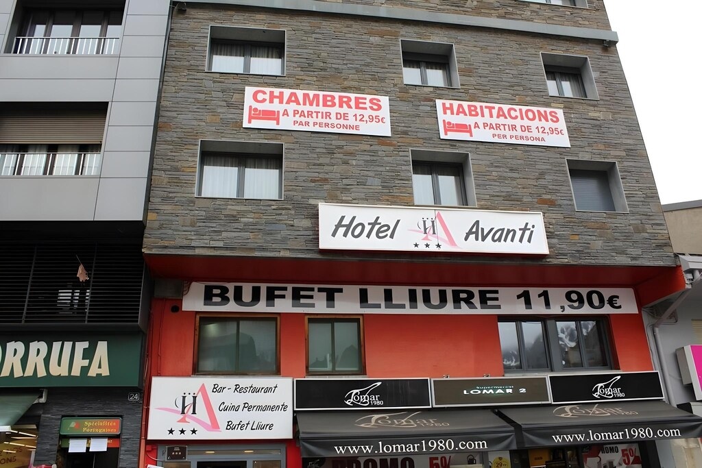 Hotel Avanti Pas de la Casa Review: A Simple, Central Stay with Ski-Friendly Comfort 1 Hotel Avanti Pas de la Casa Review: A Simple, Central Stay with Ski-Friendly Comfort