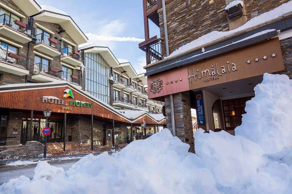 Hotel Himalaia Soldeu Review: Calm Mountain Living with Spa Comfort in Andorra’s Pyrenees 1 Hotel Himalaia Soldeu Review: Calm Mountain Living with Spa Comfort in Andorra’s Pyrenees